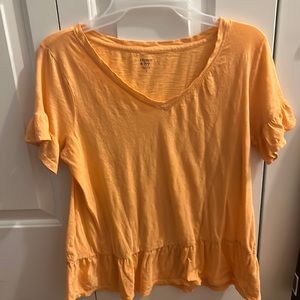 Crown & Ivy short-sleeved orange tee. Slightly pleated bottom & sleeves. Size S